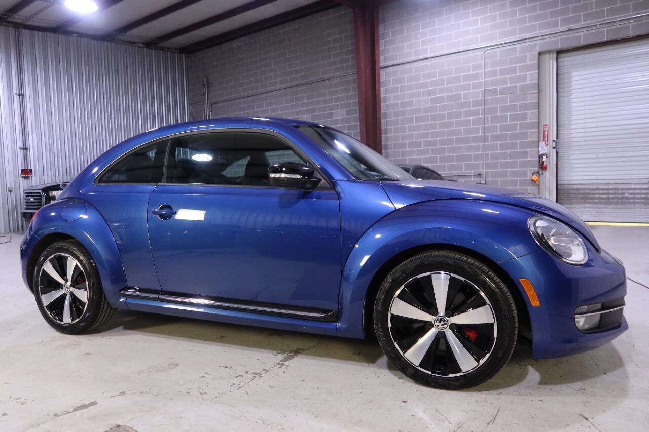 Used 2013 Volkswagen Beetle 2.0T image 7