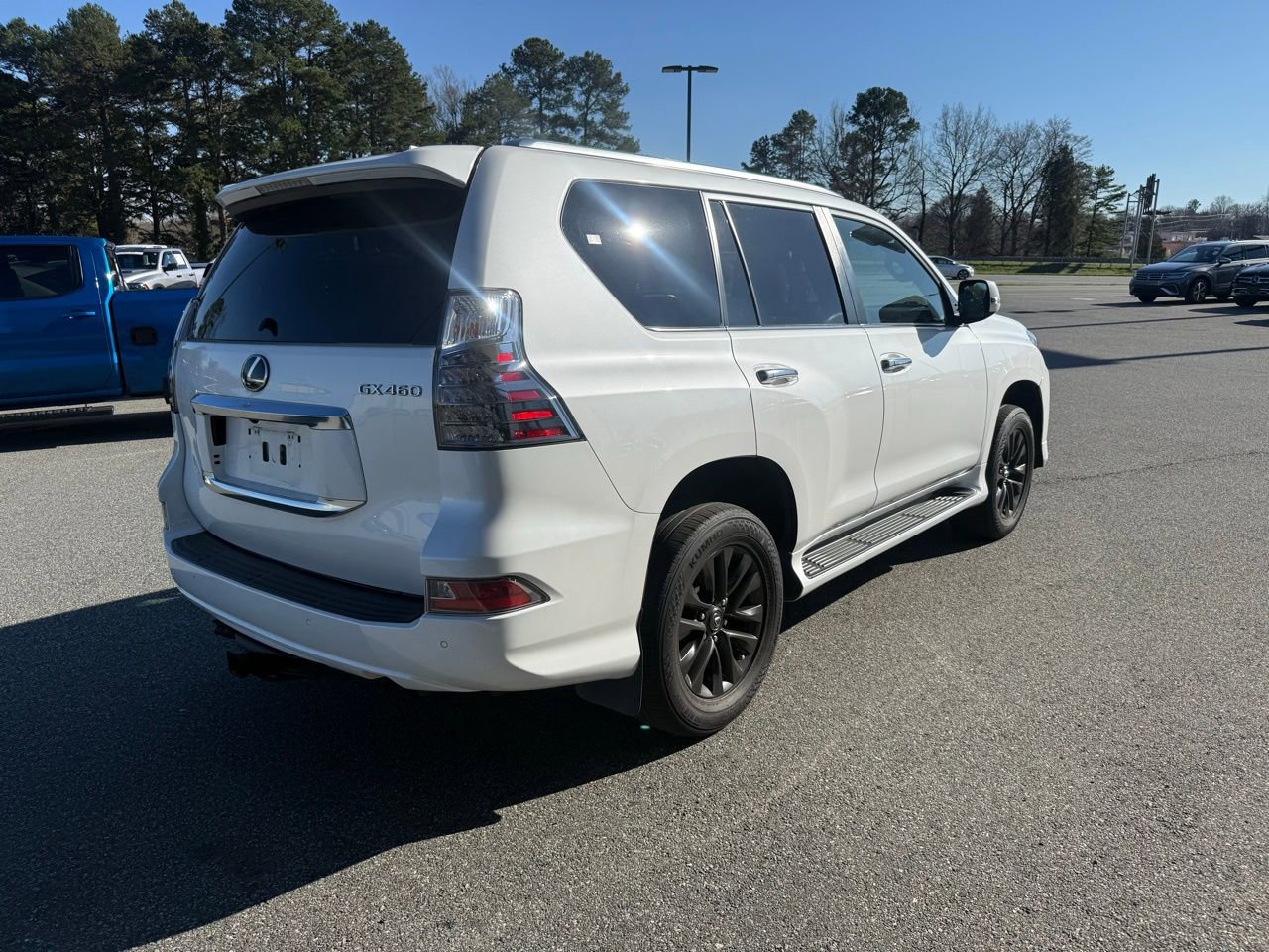 Used 2020 Lexus GX 460 Premium w/ Premium Package image 8