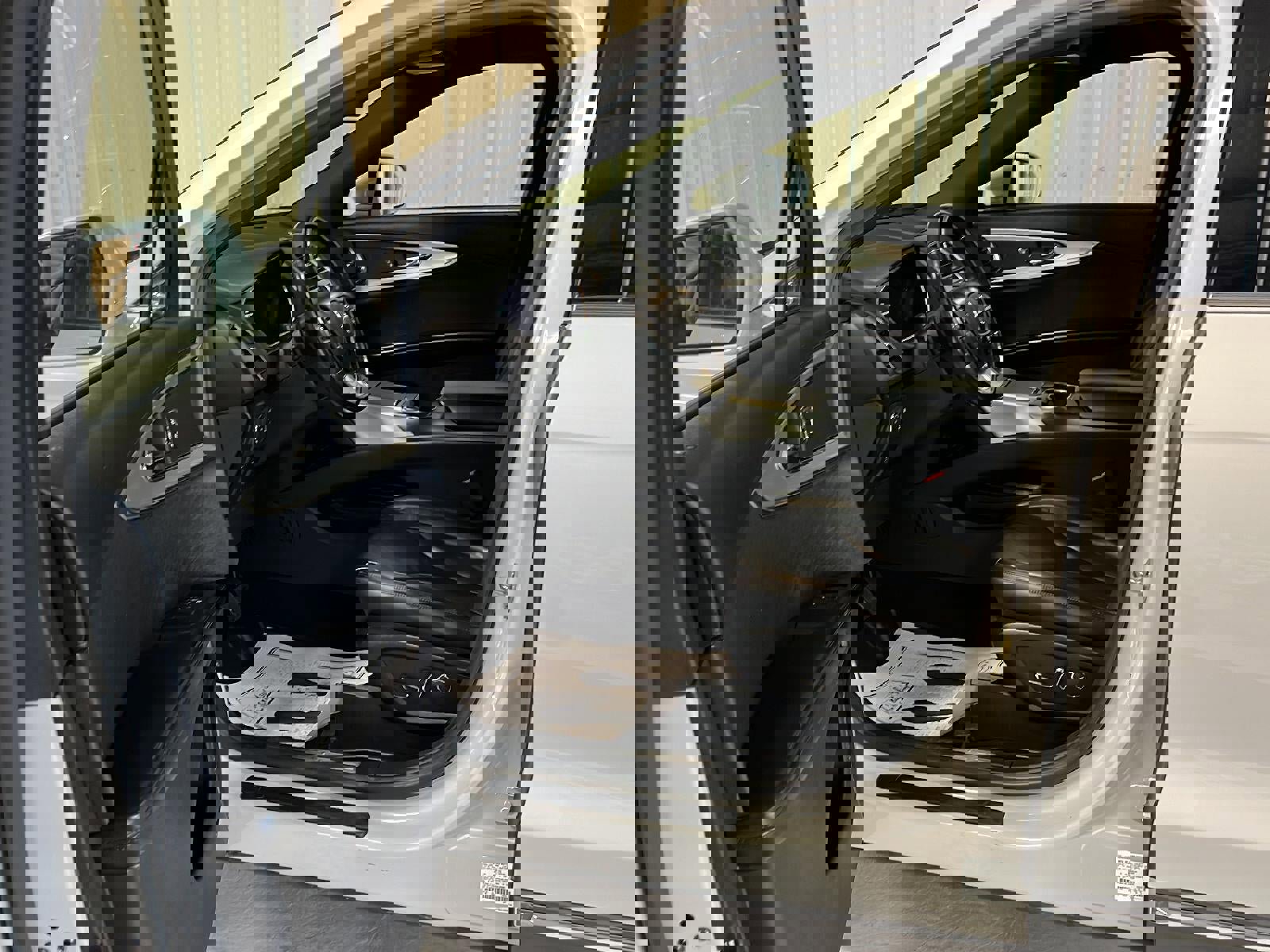 Used 2020 Lincoln Nautilus Standard w/ Equipment Group 101A image 11