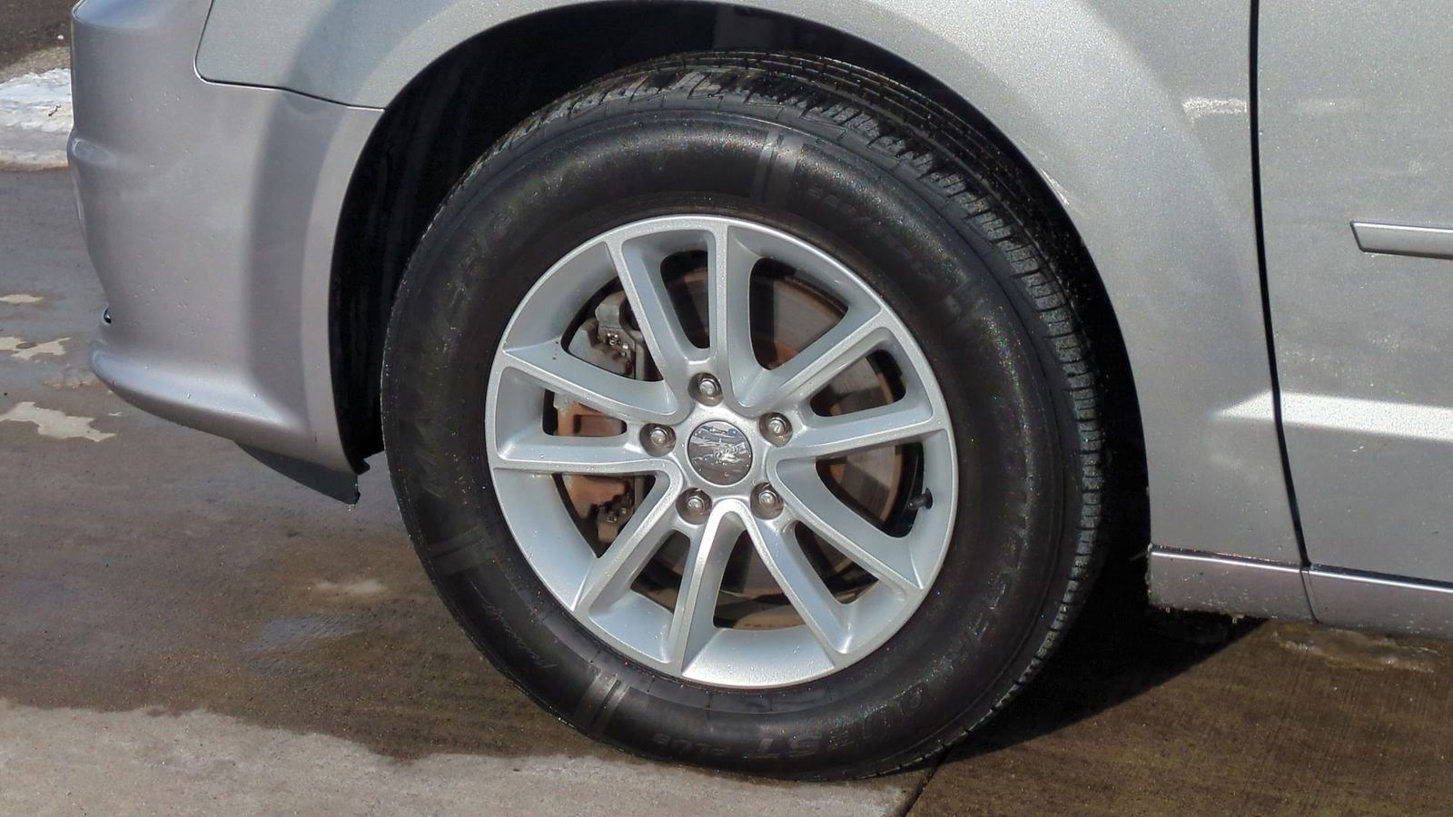 Used 2014 Dodge Grand Caravan SXT image 13