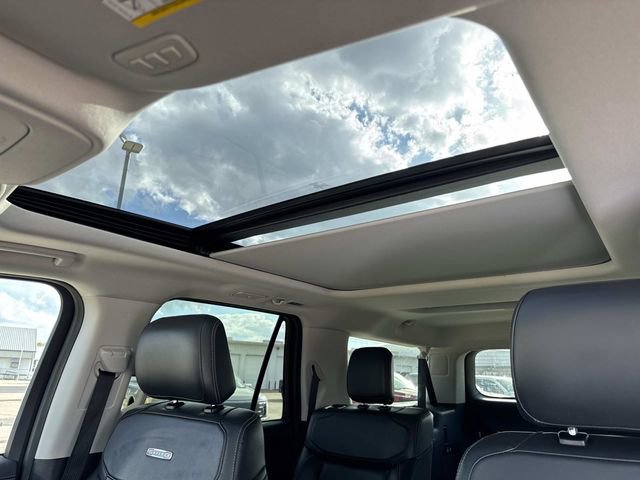 Used 2025 Ford Expedition Max Platinum image 23