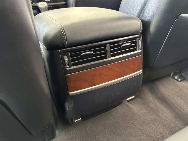 Certified 2020 Lexus LX 570 4WD w/ Luxury Package image 15