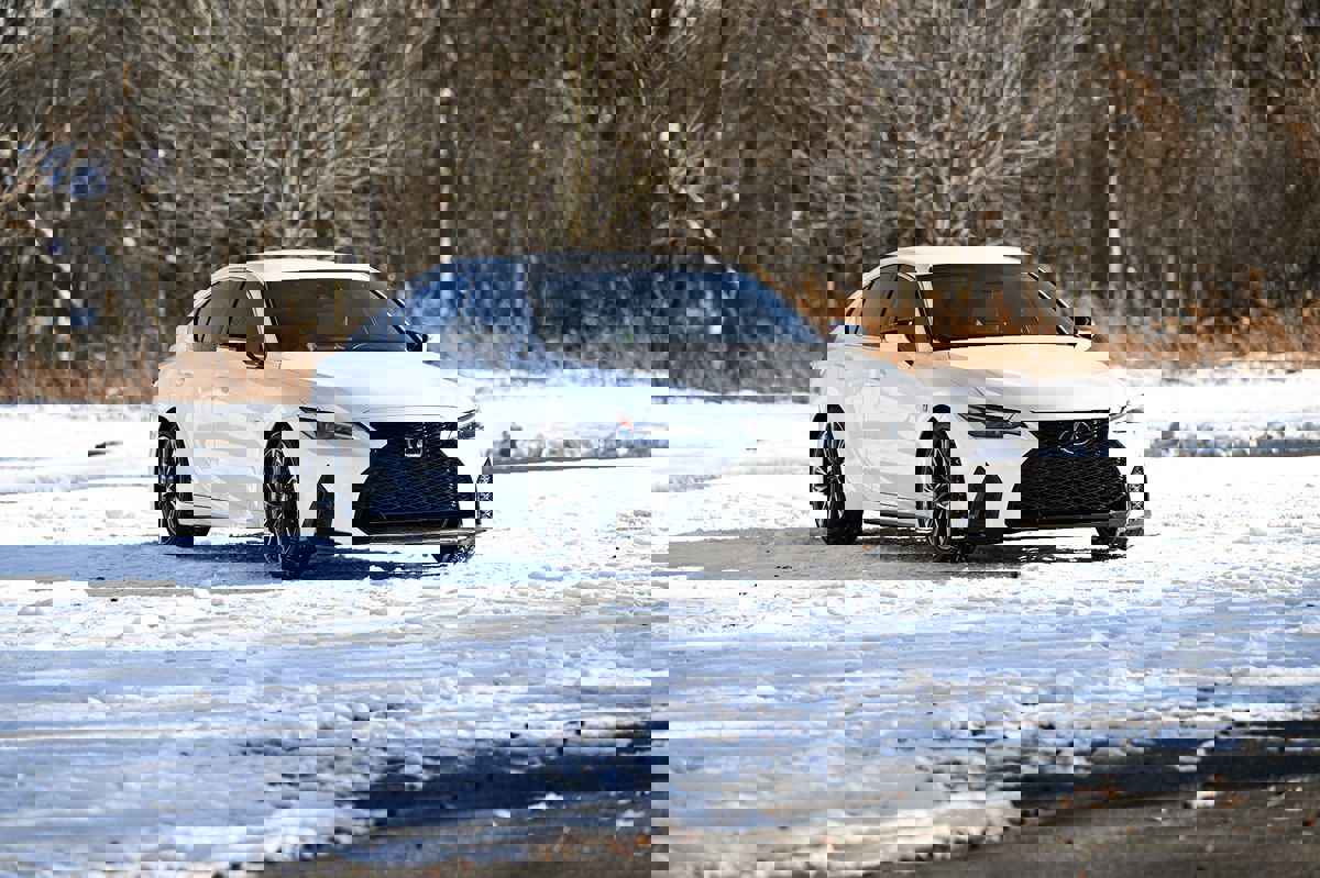 Used 2021 Lexus IS 350 F Sport image 2