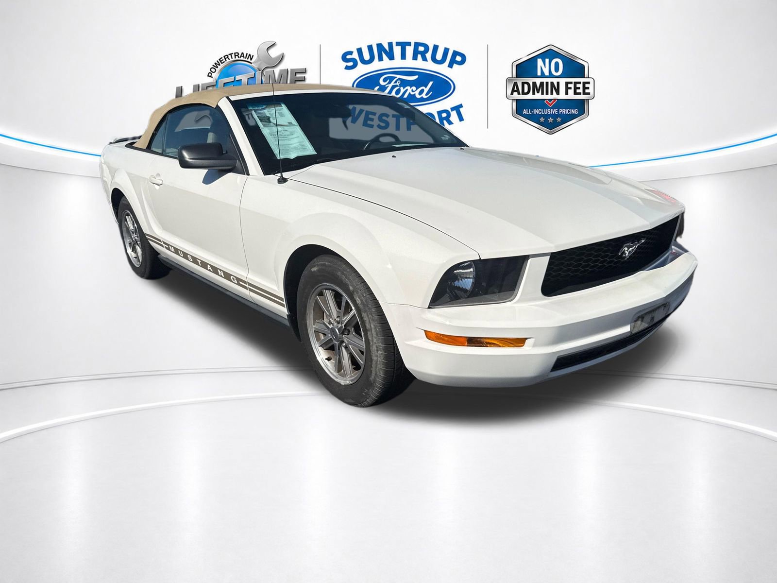 Used 2005 Ford Mustang Convertible RWD image 18