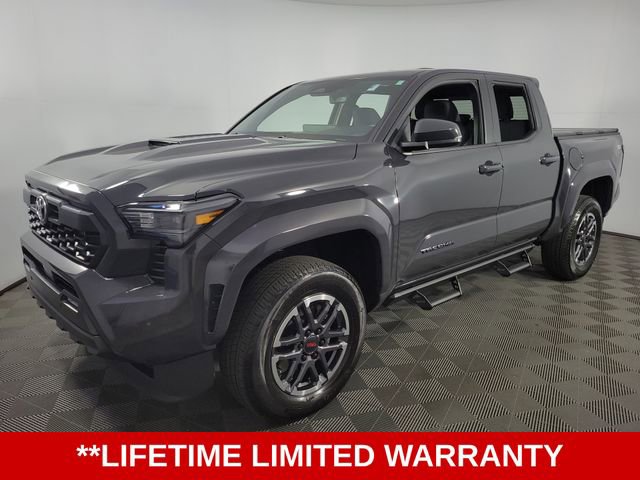 Used 2024 Toyota Tacoma TRD Sport w/ TRD Sport Upgrade Package AWD/4WD image 3