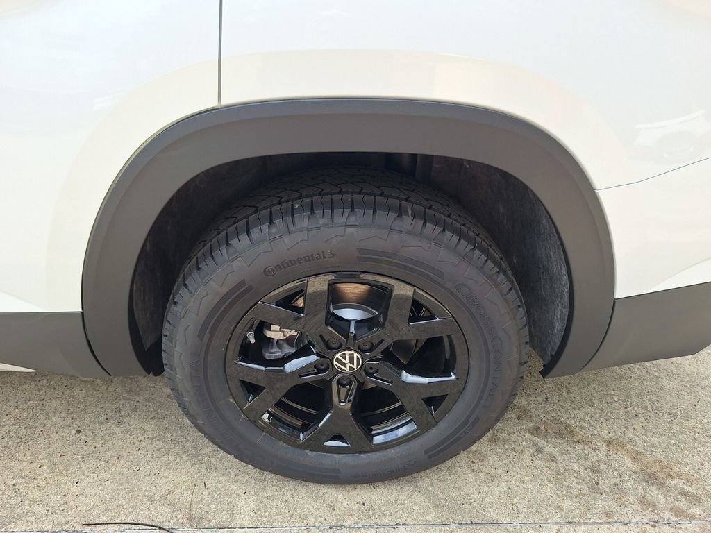 New 2026 Volkswagen Atlas Peak Edition AWD/4WD image 26