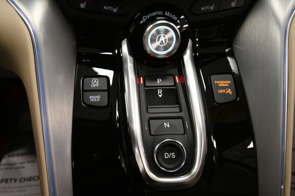 Used 2024 Acura TLX w/ Technology Package image 16