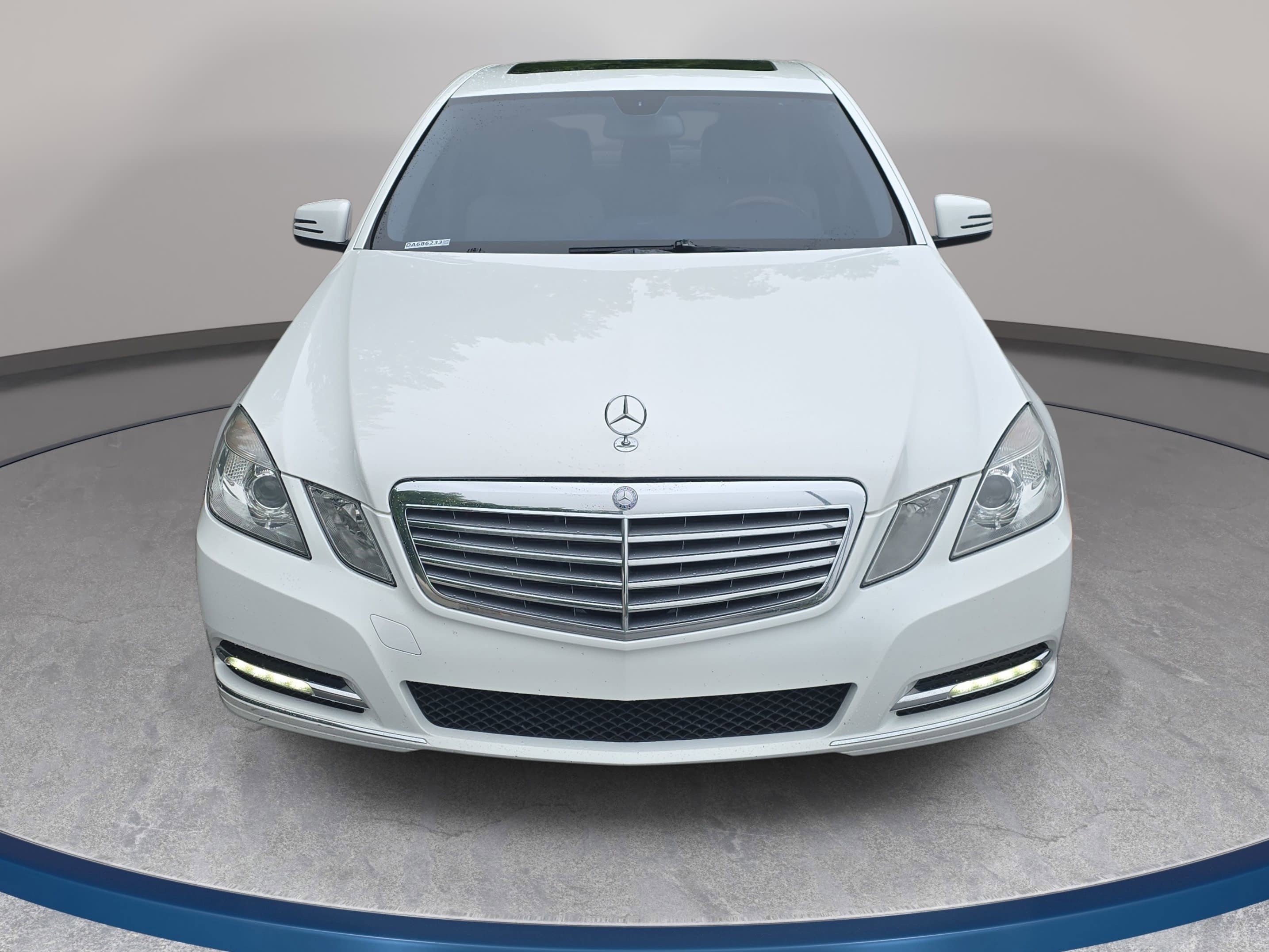 Used 2013 Mercedes-Benz E 350 Sedan image 2