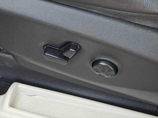 Certified 2020 Chrysler Pacifica Touring-L FWD image 27