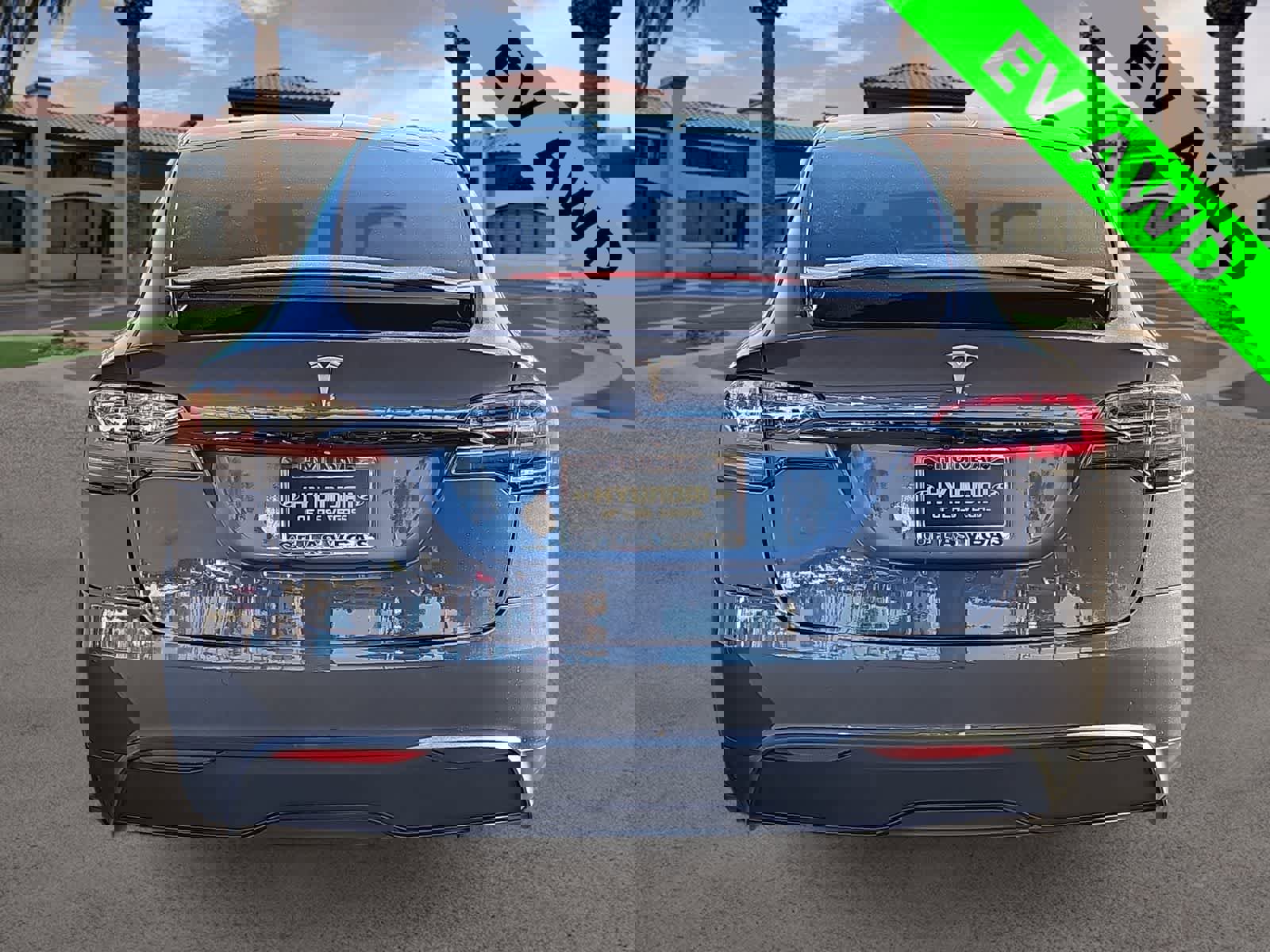 Used 2023 Tesla Model X image 7