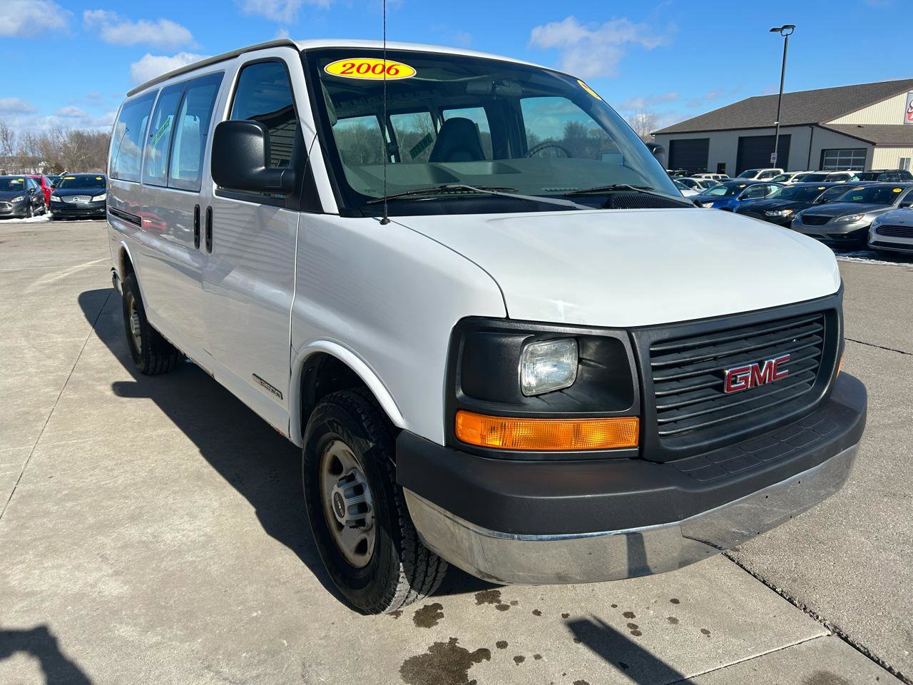 Used 2006 GMC Savana 2500 G2500 Cargo image 3