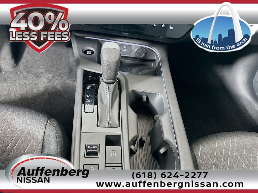 New 2026 Nissan Sentra SV w/ SV Convenience Package FWD image 18