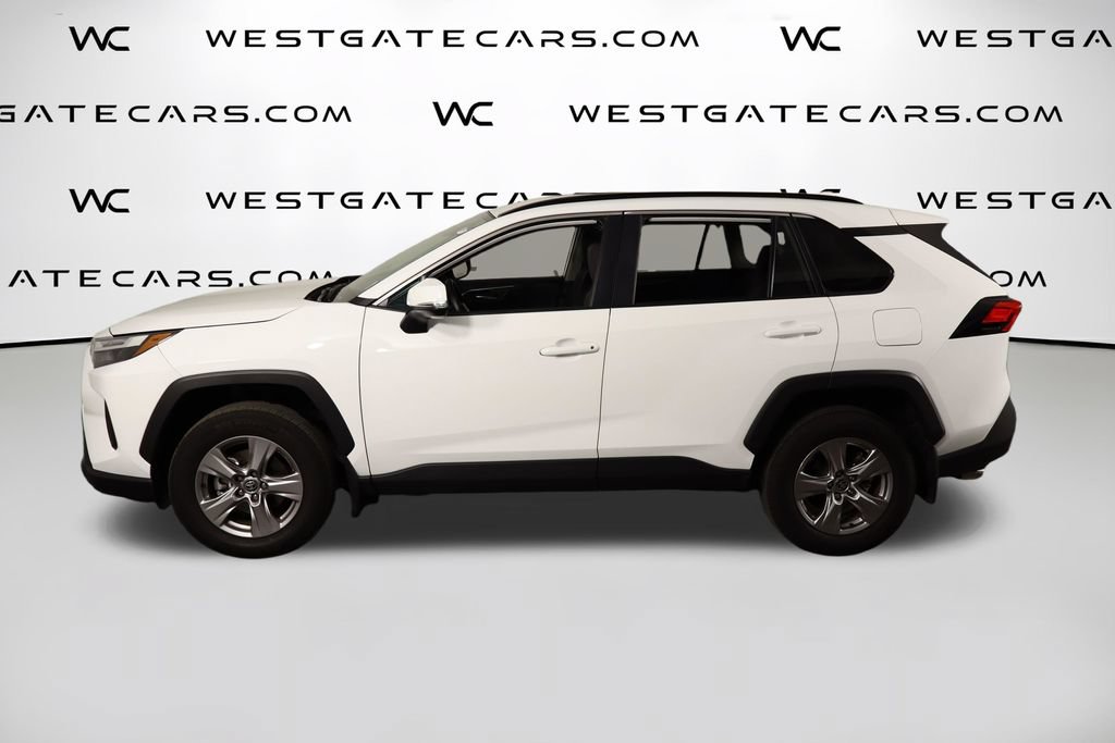 Used 2025 Toyota RAV4 XLE FWD image 5