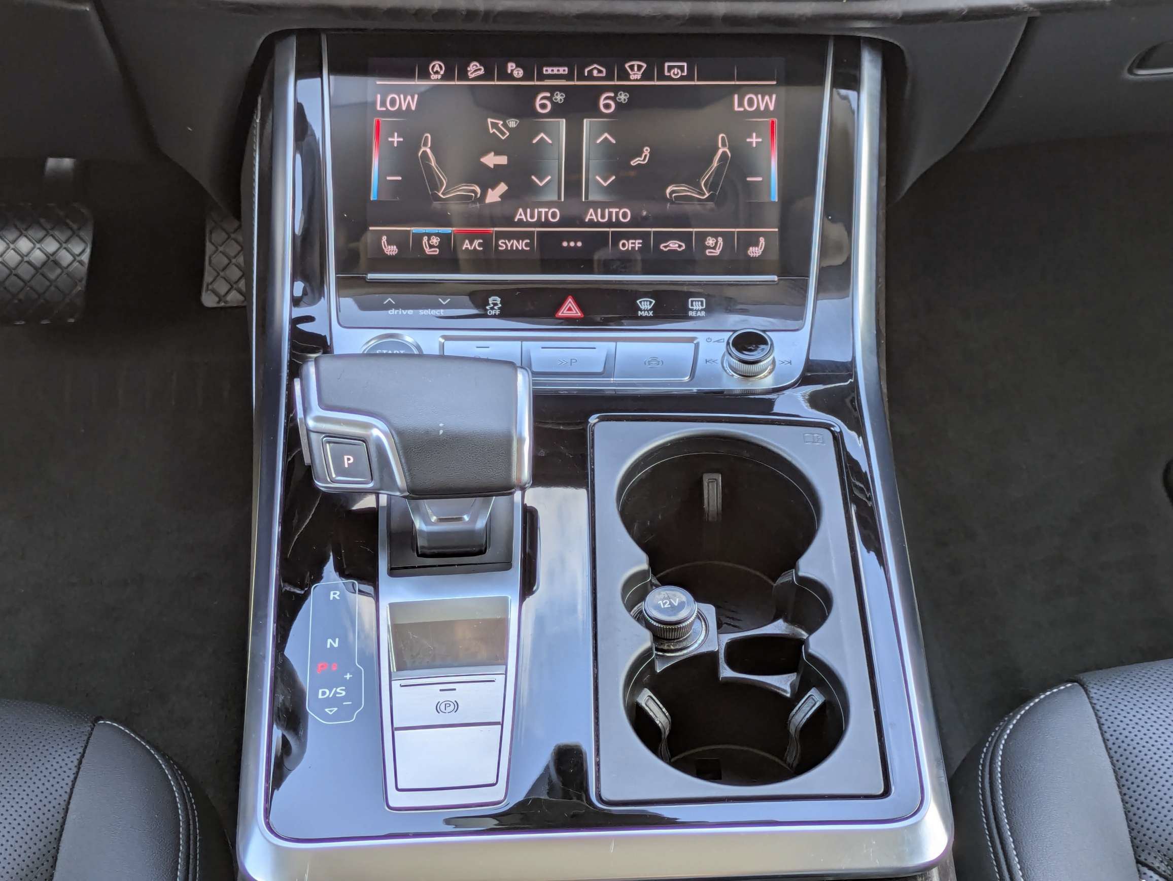 Used 2023 Audi Q8 Prestige AWD/4WD image 21