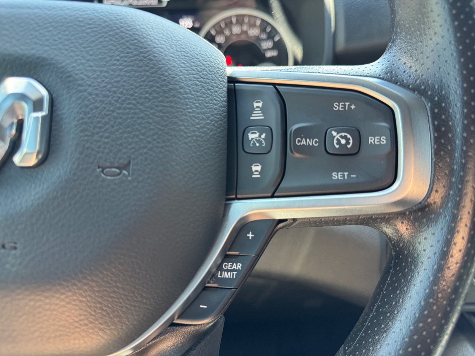 Used 2026 RAM 1500 Express AWD/4WD image 25