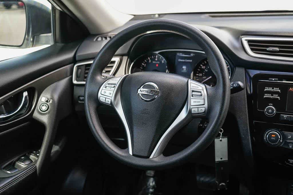 Used 2016 Nissan Rogue S FWD image 15