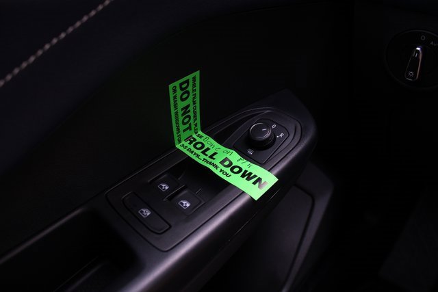 New 2025 Volkswagen Taos SEL image 17