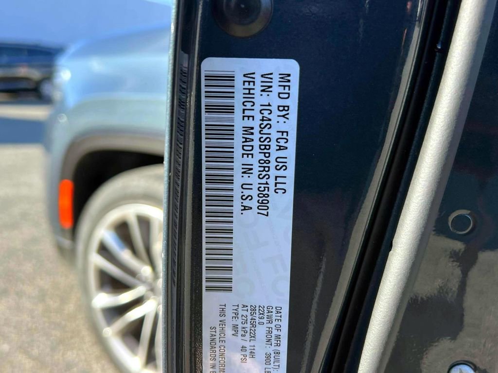 Used 2024 Jeep Wagoneer L Series II w/ Premium Group I image 19