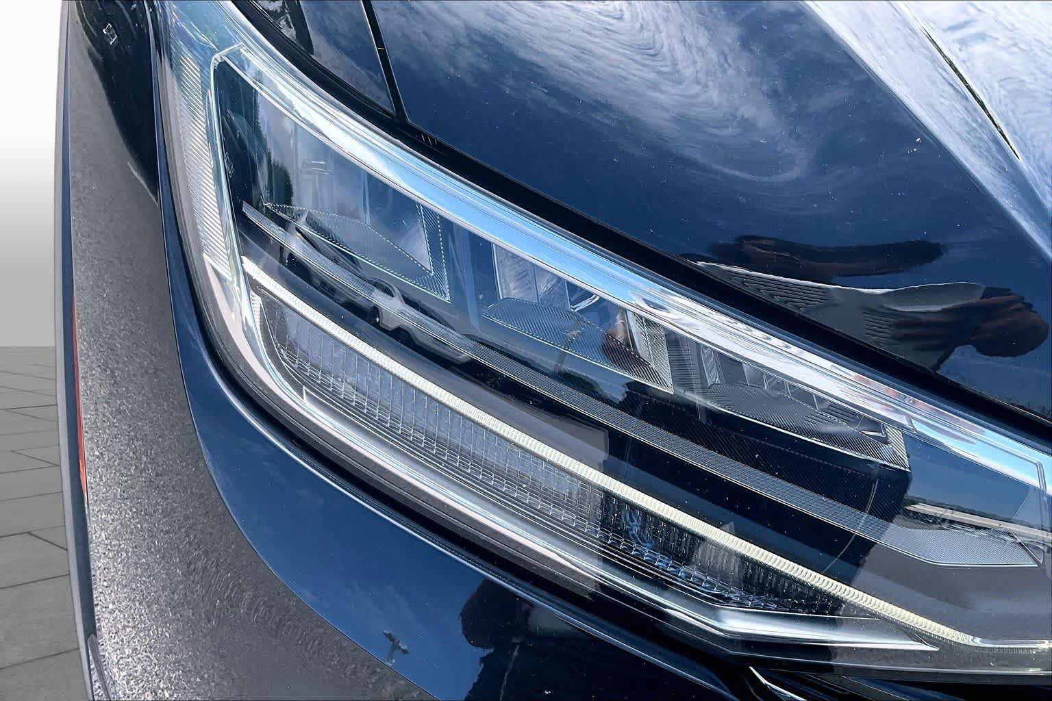 Used 2022 Volkswagen Tiguan SE R-Line AWD/4WD image 29