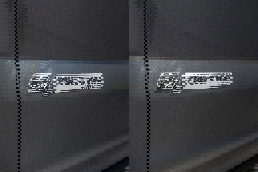 Used 2020 Ford F350 XLT w/ XLT Premium Package image 15