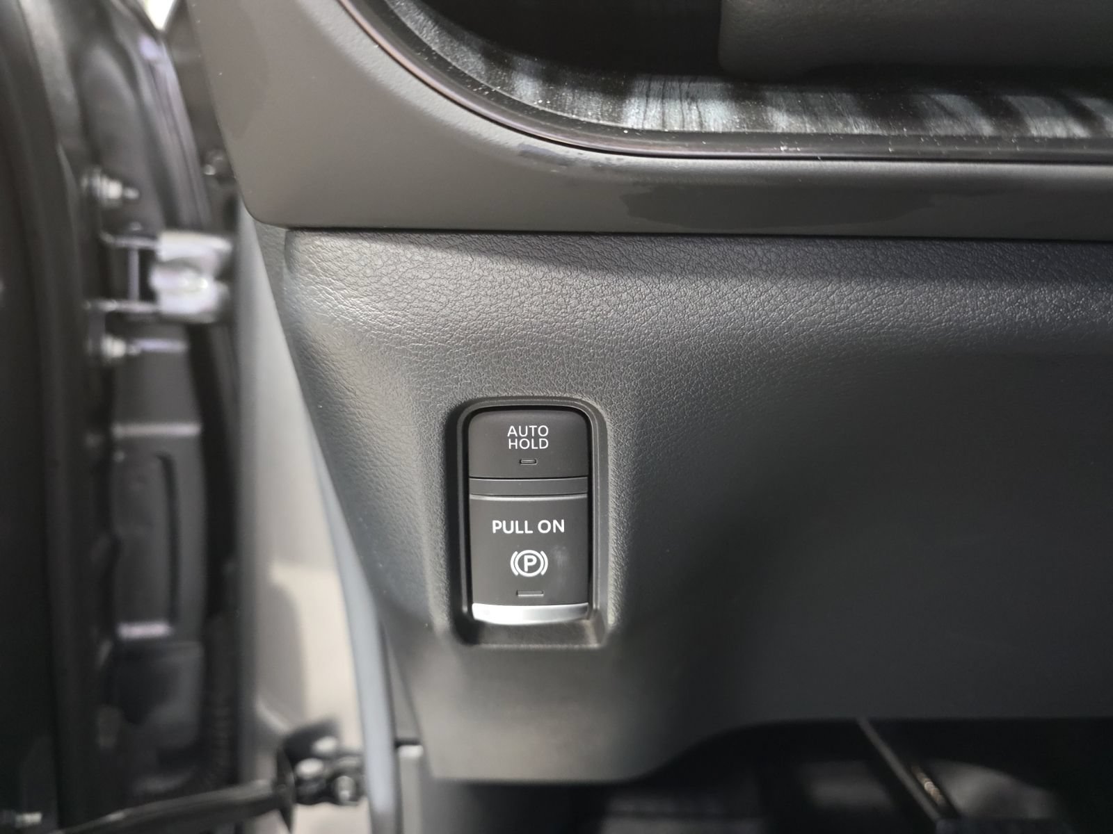 Certified 2025 Nissan Armada PRO-4X w/ Pro-4X Premium Package AWD/4WD image 73