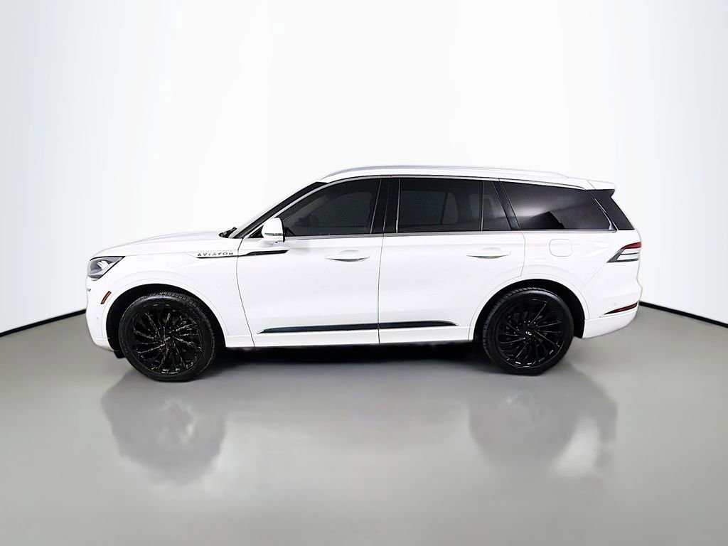 Used 2021 Lincoln Aviator Reserve w/ Equipment Group 208A AWD/4WD image 9
