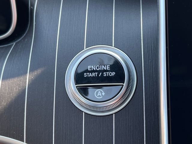 New 2025 Mercedes-Benz C 300 4MATIC Sedan image 30