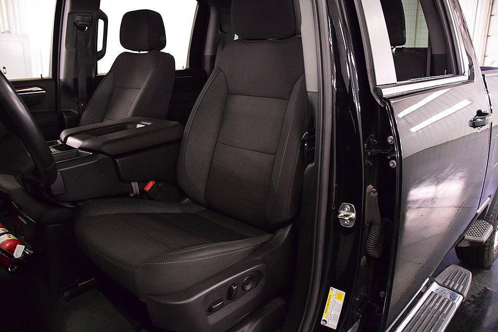 Used 2025 Chevrolet Silverado 2500 LT w/ Convenience Package image 22