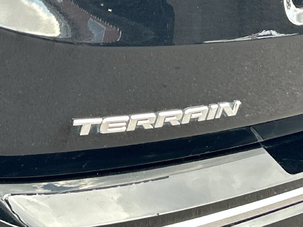 Used 2020 GMC Terrain Denali w/ GMC Pro Grade Package AWD/4WD image 33