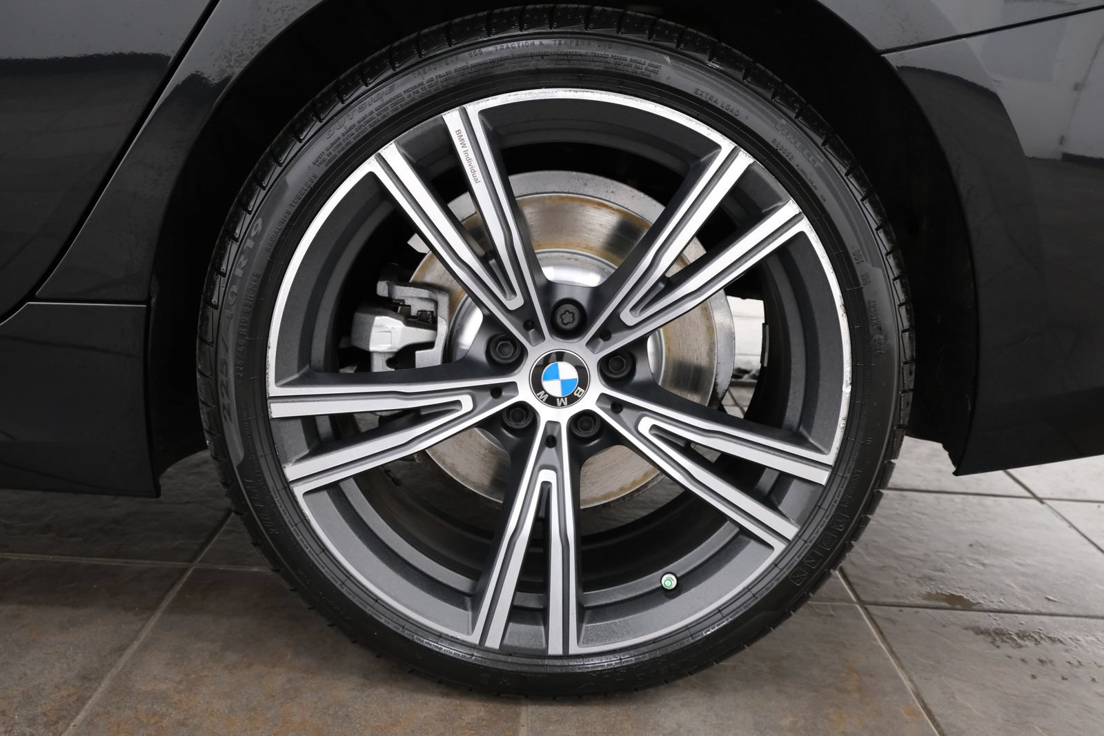 Used 2024 BMW 330i xDrive Sedan w/ Convenience Package AWD/4WD image 36
