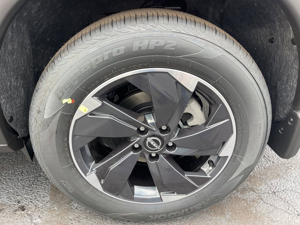 New 2026 Nissan Rogue SV w/ Cold Weather Package image 30