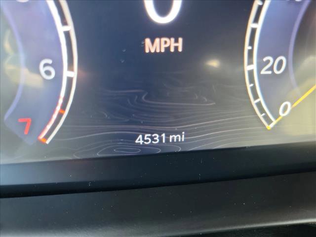 Used 2025 Jeep Grand Cherokee Altitude image 19