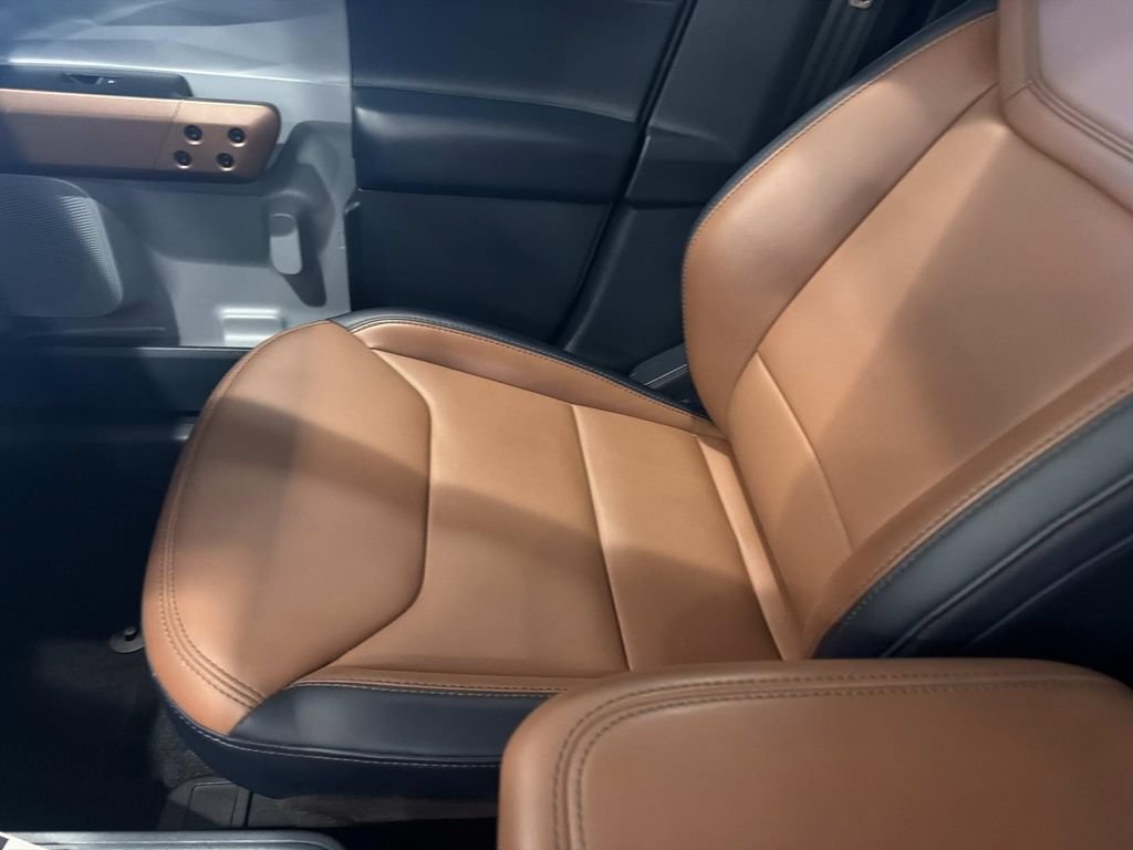 Used 2022 Ford Maverick Lariat w/ Lariat Luxury Package FWD image 19