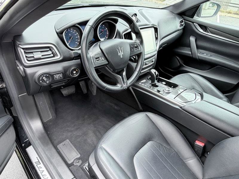 Used 2018 Maserati Ghibli image 12