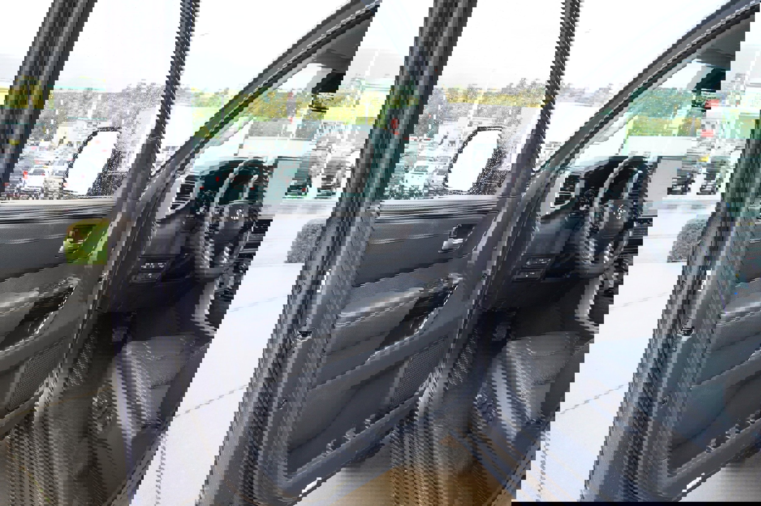 Used 2024 Toyota Tundra Limited image 16