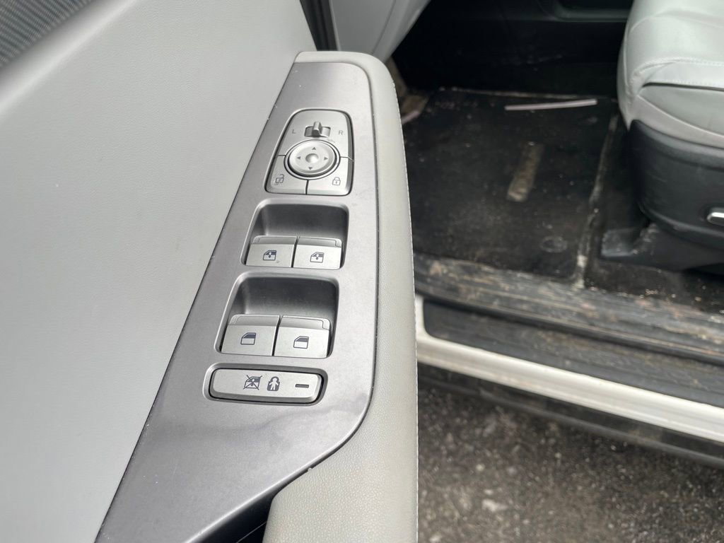 Used 2023 Hyundai Palisade SEL w/ Cargo Package image 12