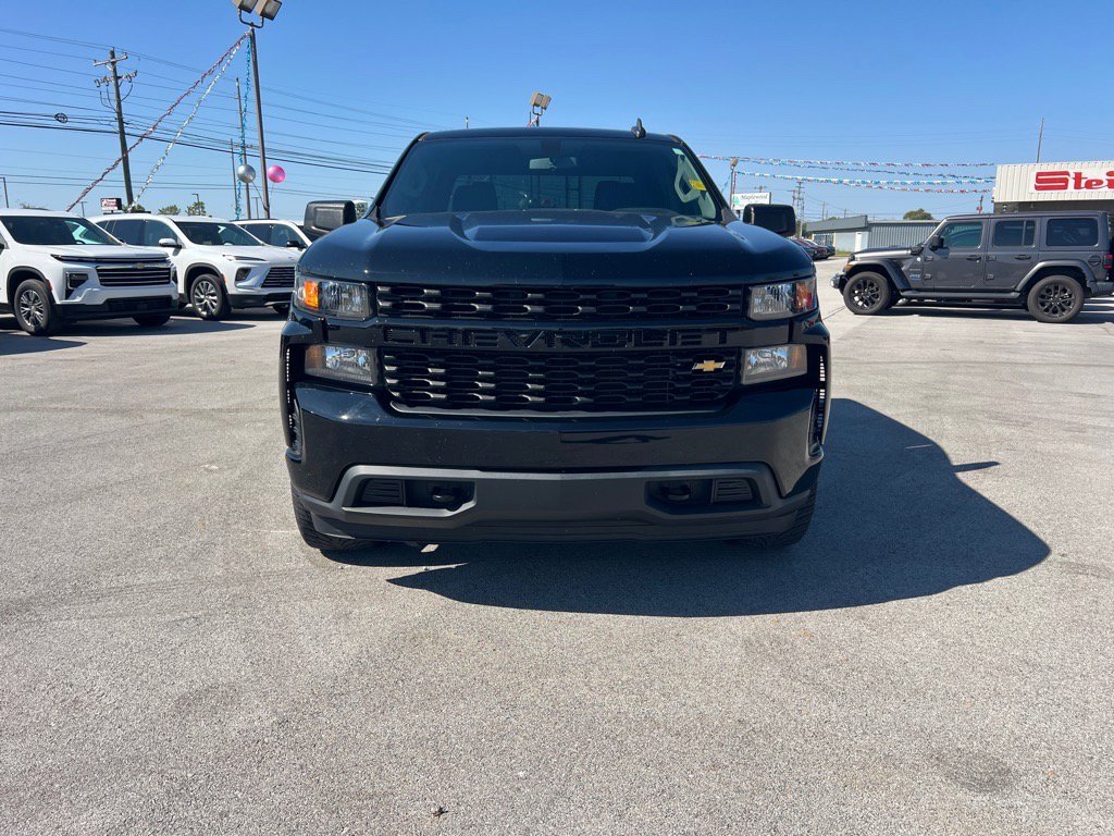 Used 2019 Chevrolet Silverado 1500 Custom w/ Custom Value Package image 9