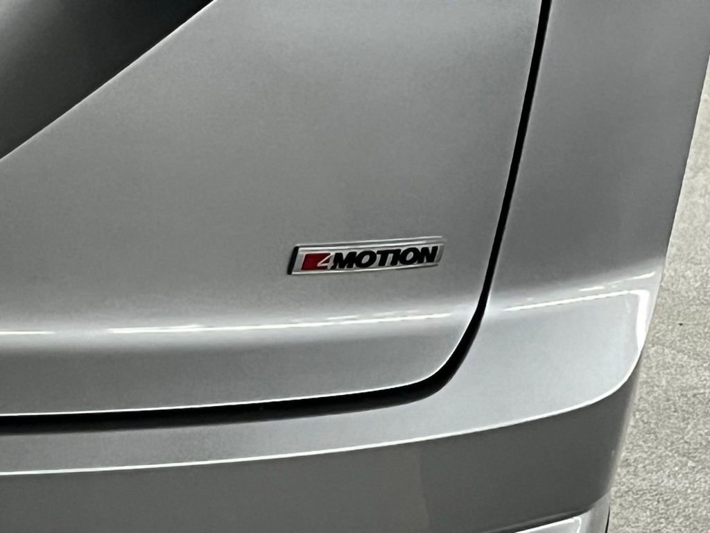 Certified 2020 Volkswagen Atlas Cross Sport SEL image 36