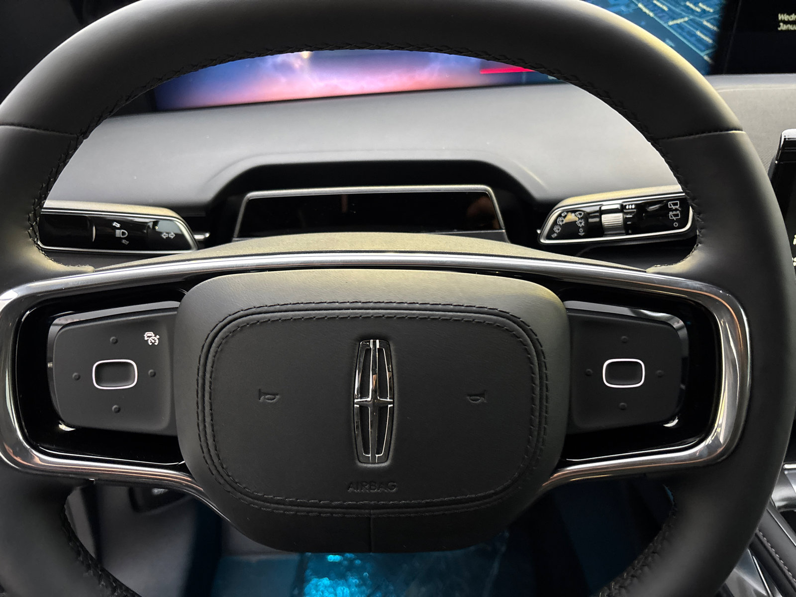 New 2026 Lincoln Nautilus Premier image 16