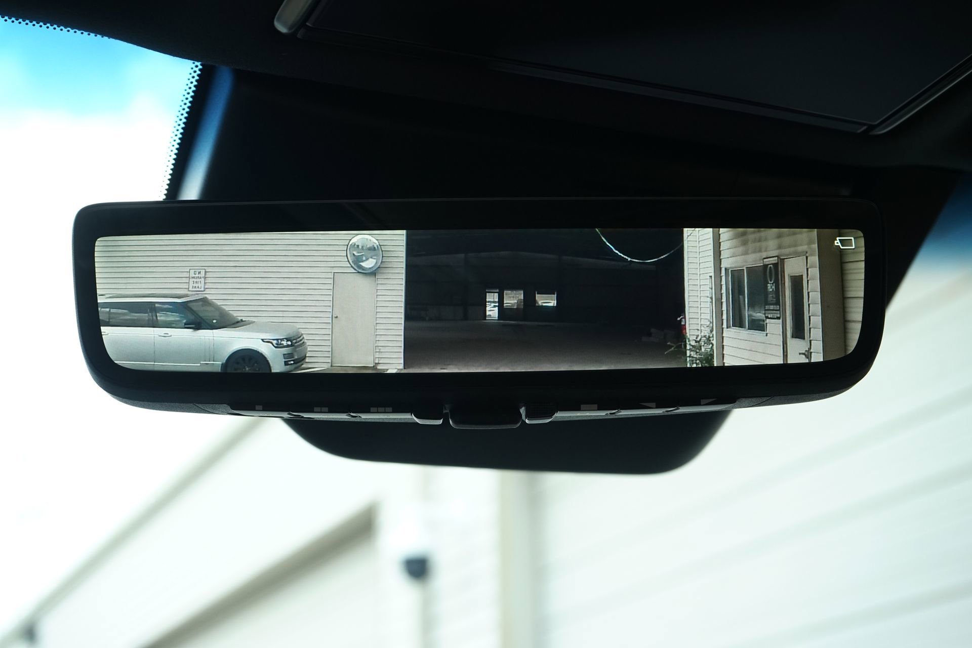 Used 2026 Lexus LX 700h Luxury image 33