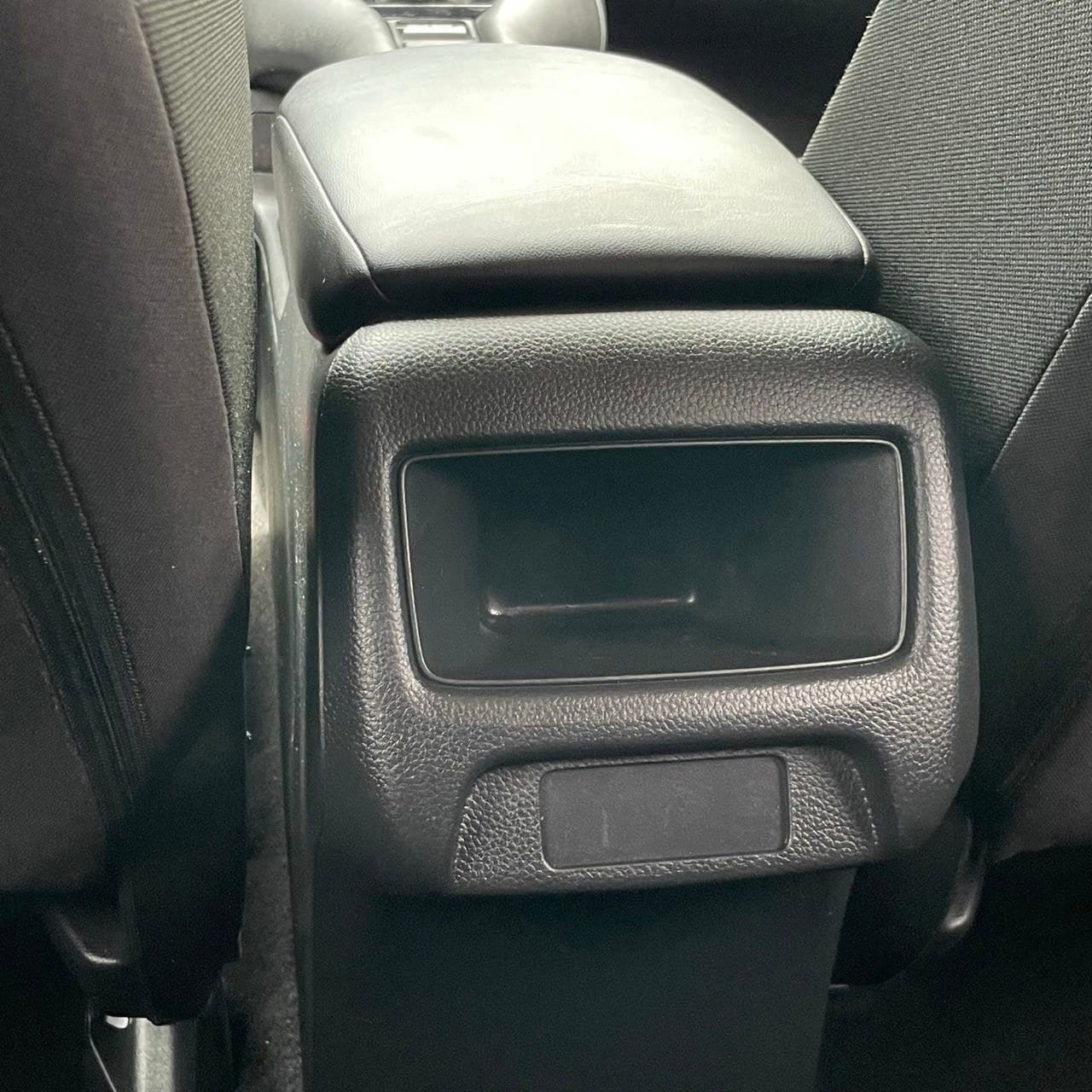Used 2025 Honda HR-V LX image 24