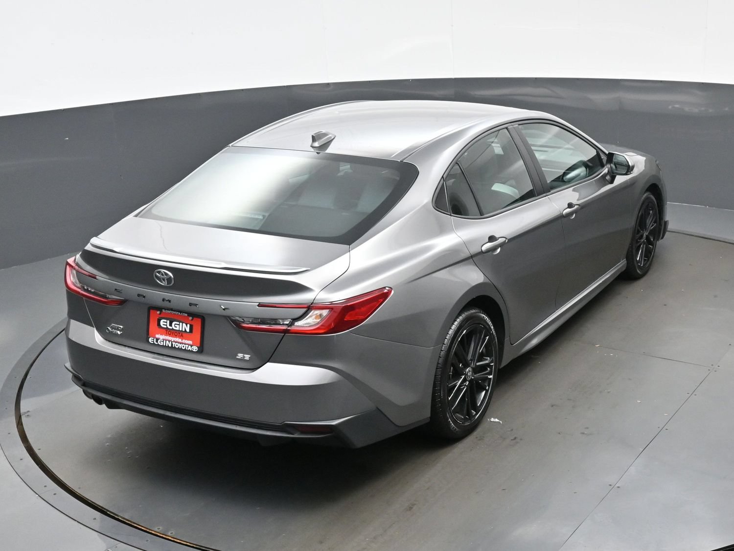 Used 2025 Toyota Camry SE w/ Convenience Package AWD/4WD image 40