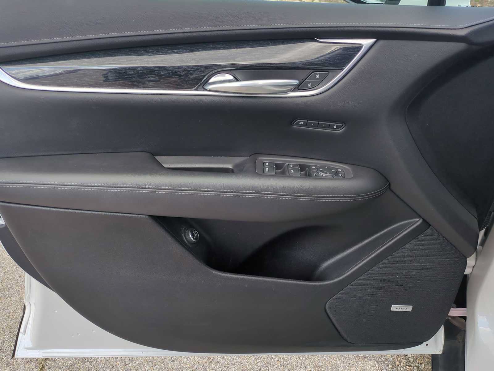 Used 2022 Cadillac XT5 Premium Luxury FWD image 22