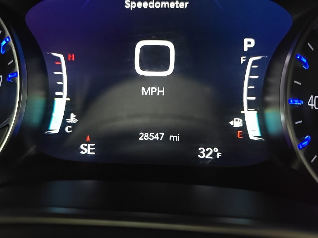 Used 2022 Chrysler Pacifica Limited w/ S Appearance Package image 23