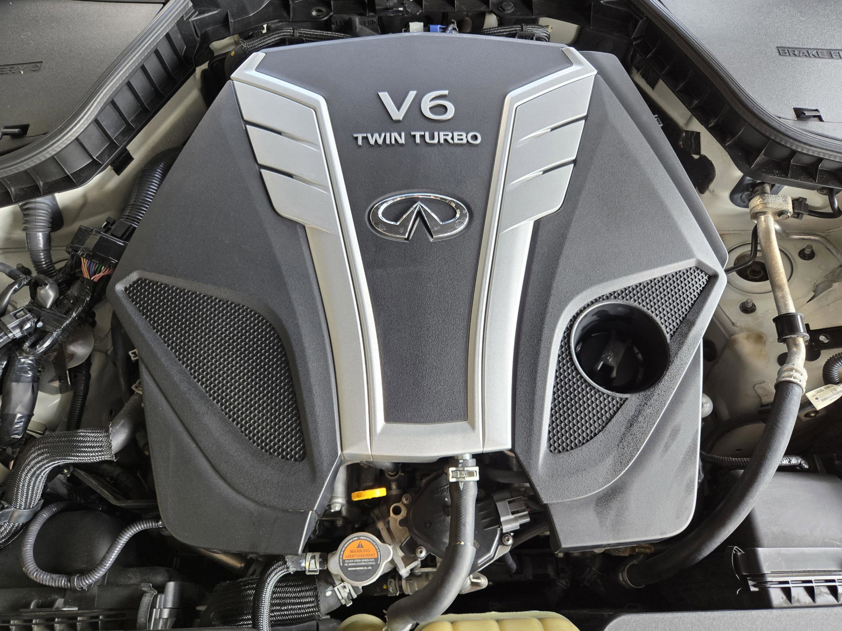 Used 2018 INFINITI Q50 Red Sport 400 w/ Sensory Package (Sport) image 13