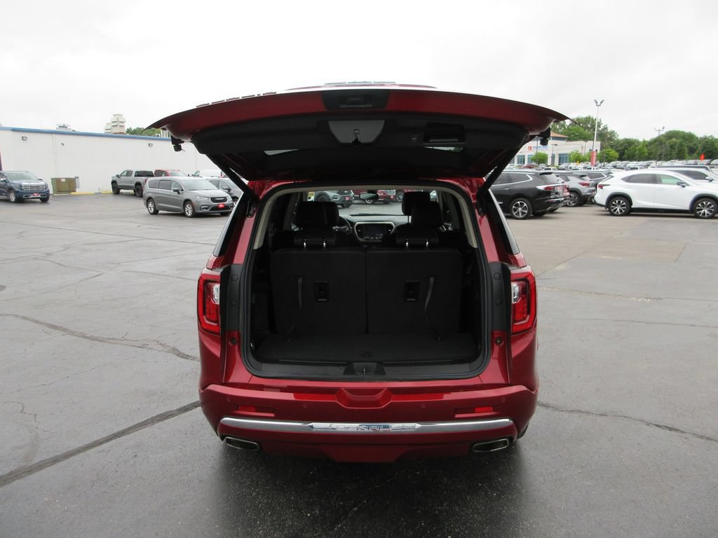 Certified 2023 GMC Acadia Denali FWD image 8