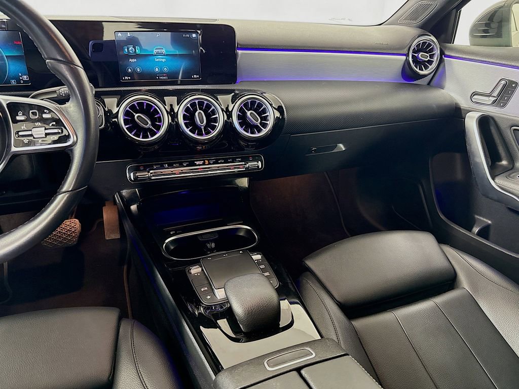 Used 2021 Mercedes-Benz A 220 image 23