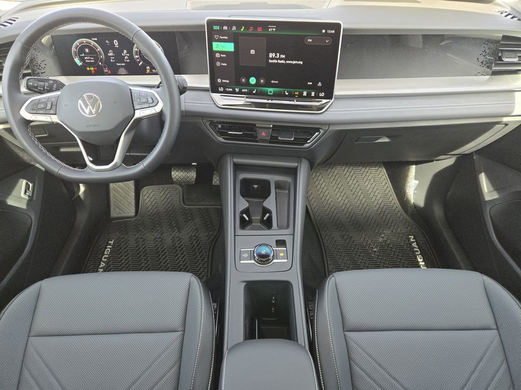 New 2026 Volkswagen Tiguan SE image 22