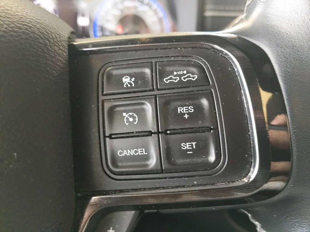 Used 2022 RAM 3500 Limited AWD/4WD image 24