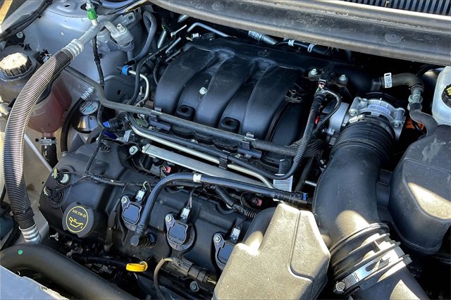 Used 2019 Ford Explorer Base w/ Class III Trailer Tow Package image 35